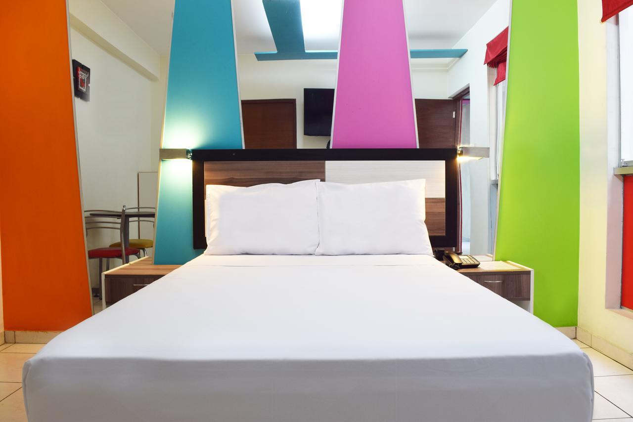 Colors Canada Hotel 2*